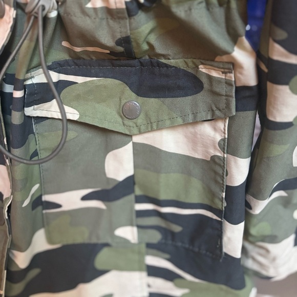 WOMENS CROWN & IVY HOODED GREEN TREE CAMOUFLAGE RAIN JACKET ANORAK COAT SZ MED - Picture 11 of 11